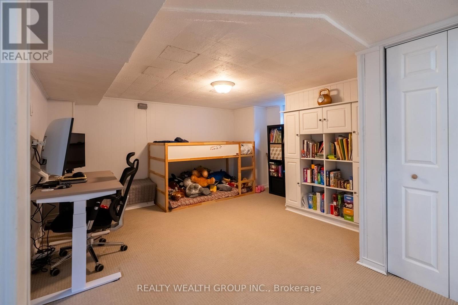 43 Medhurst Road W, Toronto, Ontario  M4B 1B2 - Photo 21 - E12452281