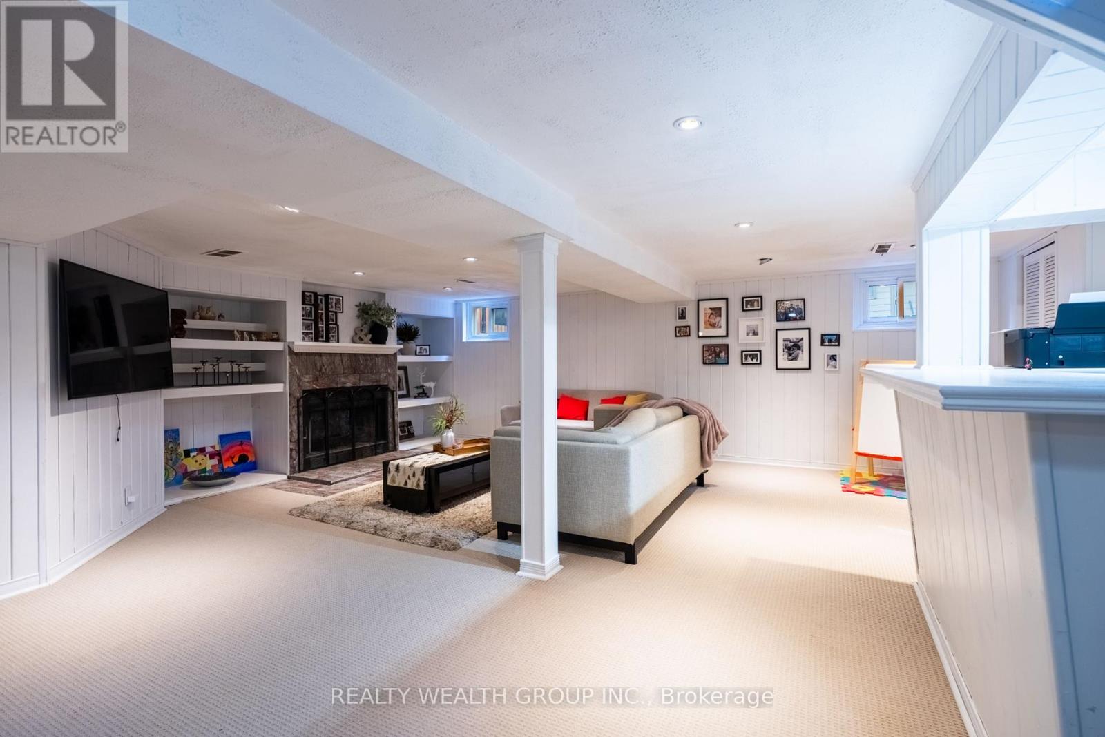 43 Medhurst Road W, Toronto, Ontario  M4B 1B2 - Photo 22 - E12452281