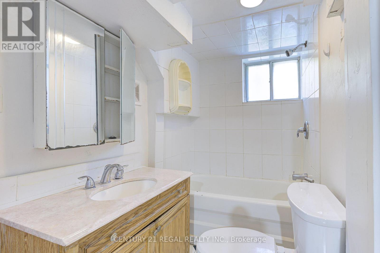 39 Butterworth Avenue, Toronto, Ontario  M1L 1H2 - Photo 18 - E12452298