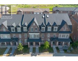 8 GRAYWARDINE LANE, Ajax, Ontario
