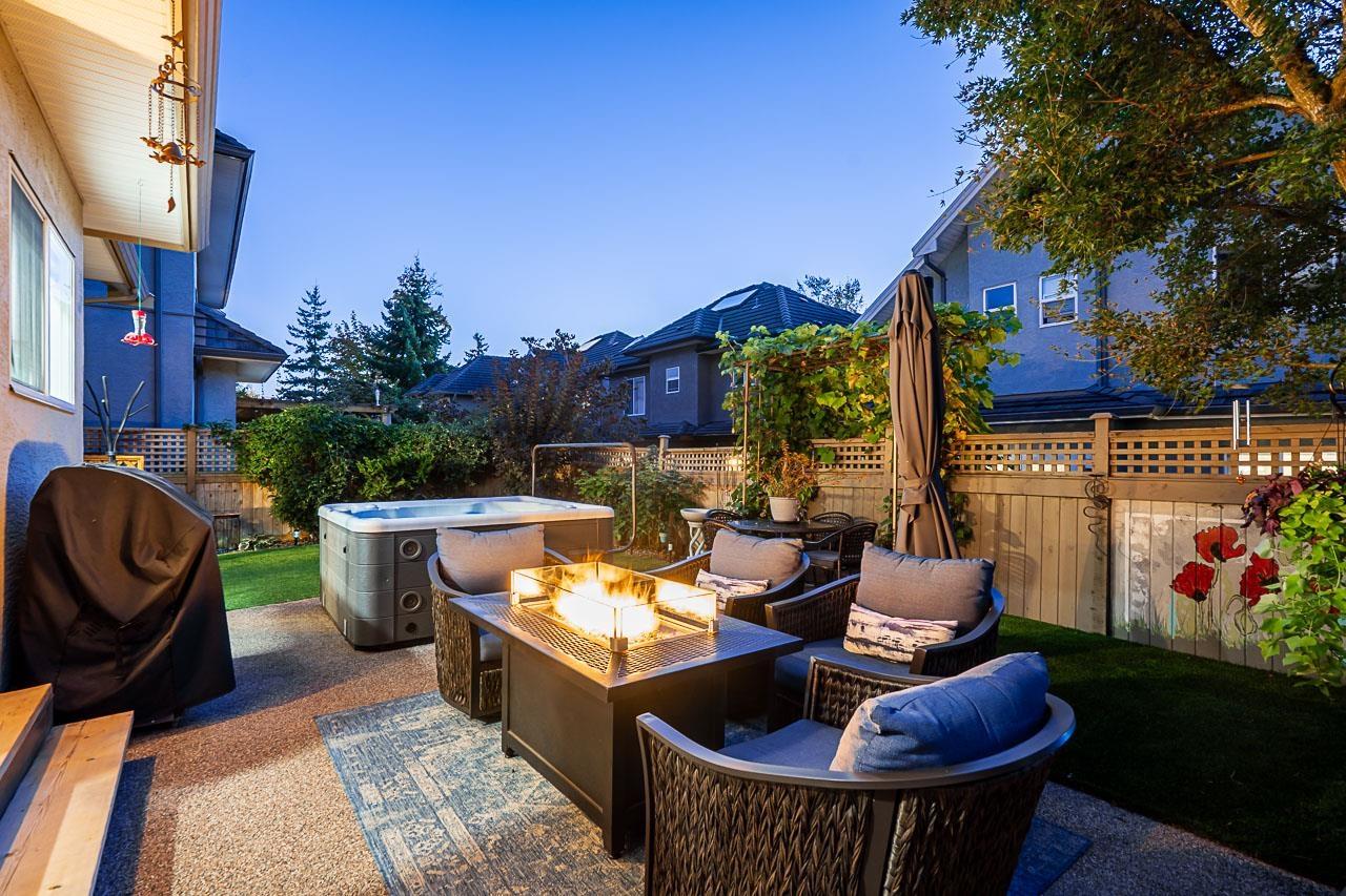35 3363 Rosemary Heights Crescent, Surrey, British Columbia  V3Z 0X8 - Photo 33 - R3056607