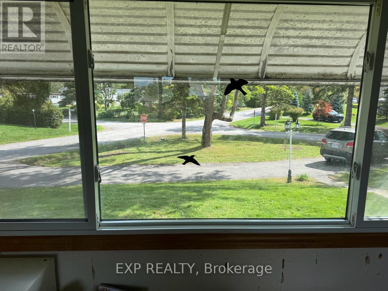 15 Park Crescent, Kawartha Lakes, Ontario  K9V 4R1 - Photo 28 - X12451394
