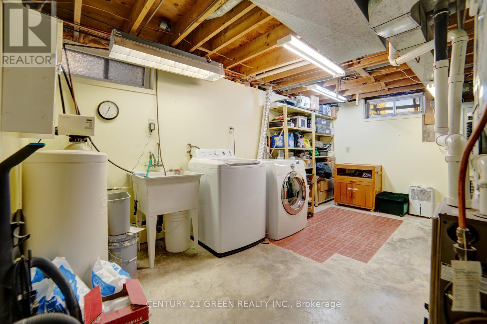 1676 Holley Crescent, Cambridge, Ontario  N3H 2S5 - Photo 31 - X12451924