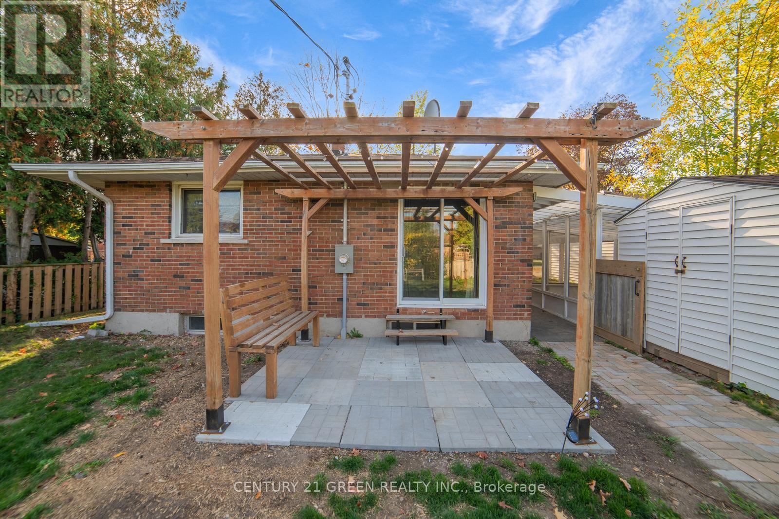 1676 Holley Crescent, Cambridge, Ontario  N3H 2S5 - Photo 39 - X12451924