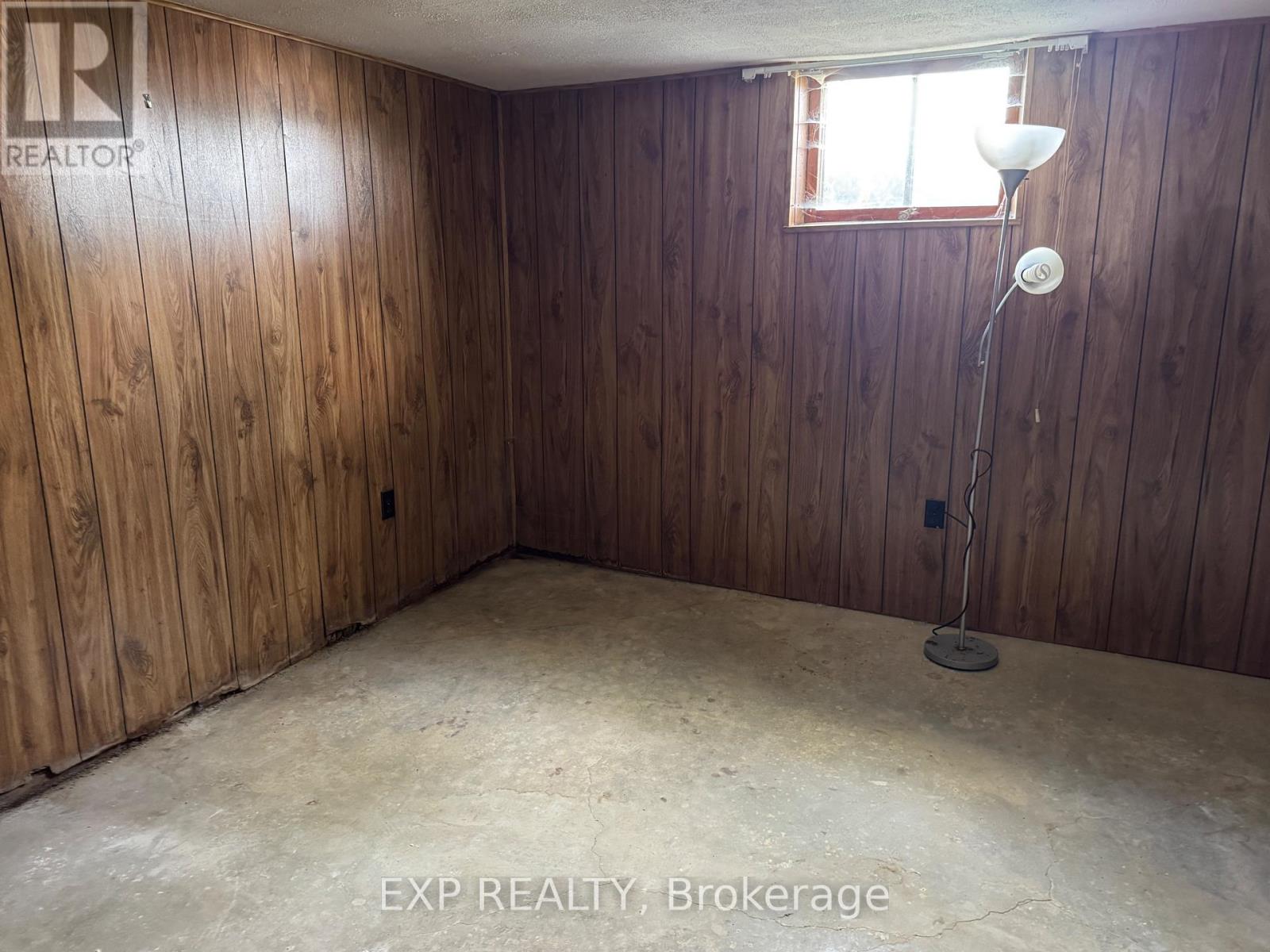 15 Park Crescent, Kawartha Lakes, Ontario  K9V 4R1 - Photo 24 - X12451394