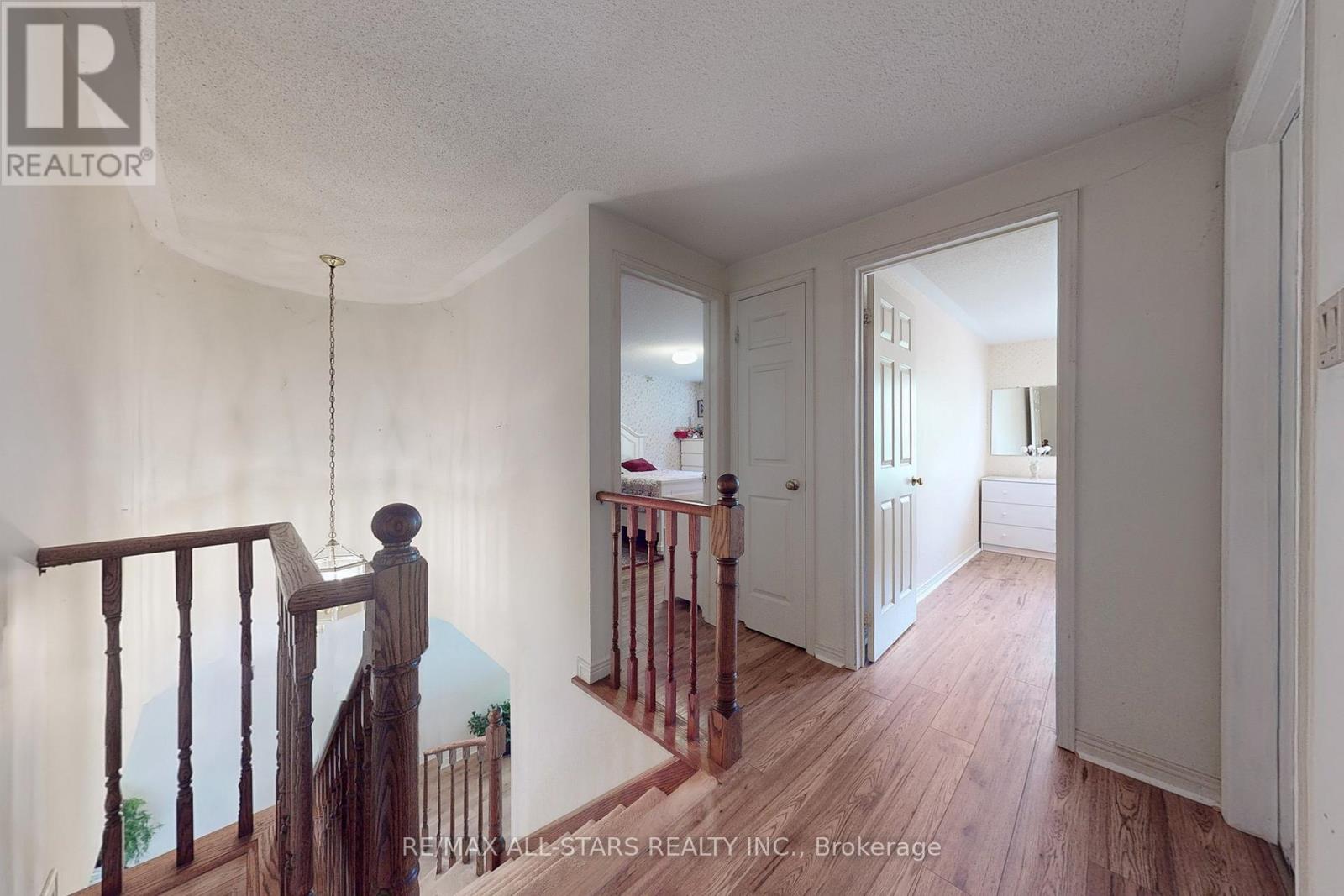 82 Waterbridge Lane, Markham, Ontario  L3R 8V4 - Photo 20 - N12452293