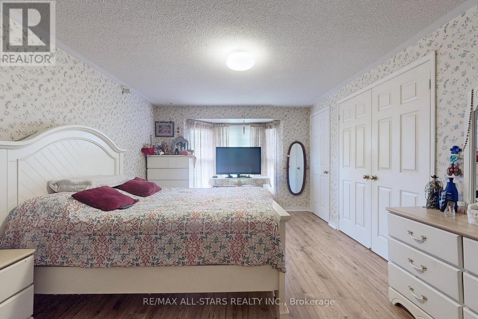 82 Waterbridge Lane, Markham, Ontario  L3R 8V4 - Photo 22 - N12452293