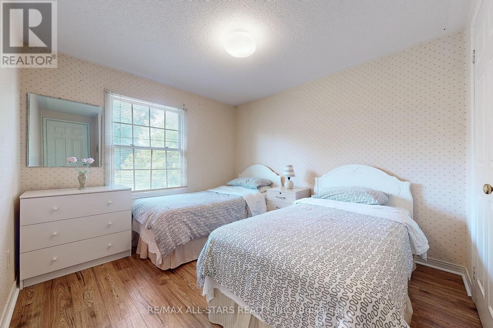 82 Waterbridge Lane, Markham, Ontario  L3R 8V4 - Photo 27 - N12452293