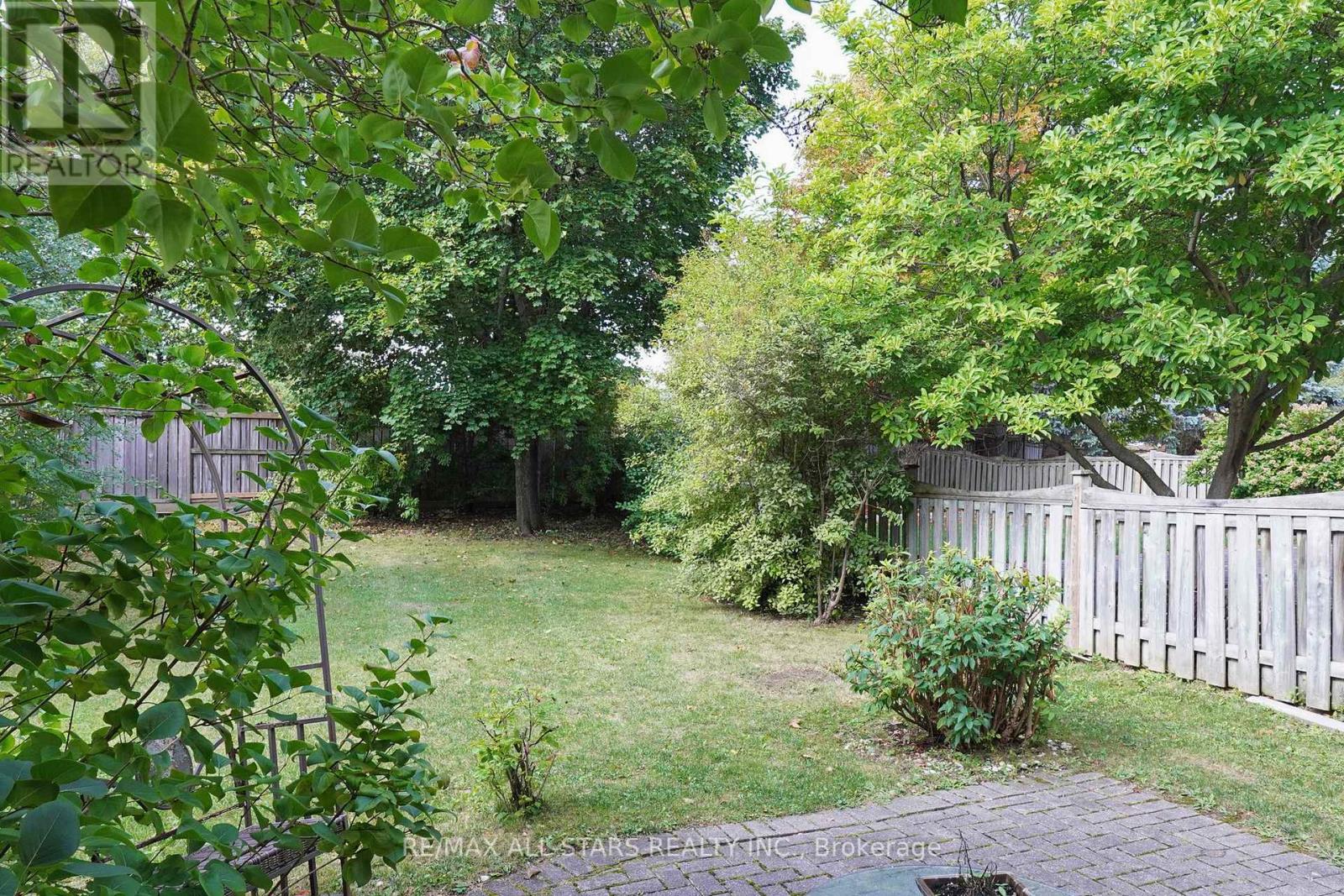 82 Waterbridge Lane, Markham, Ontario  L3R 8V4 - Photo 36 - N12452293