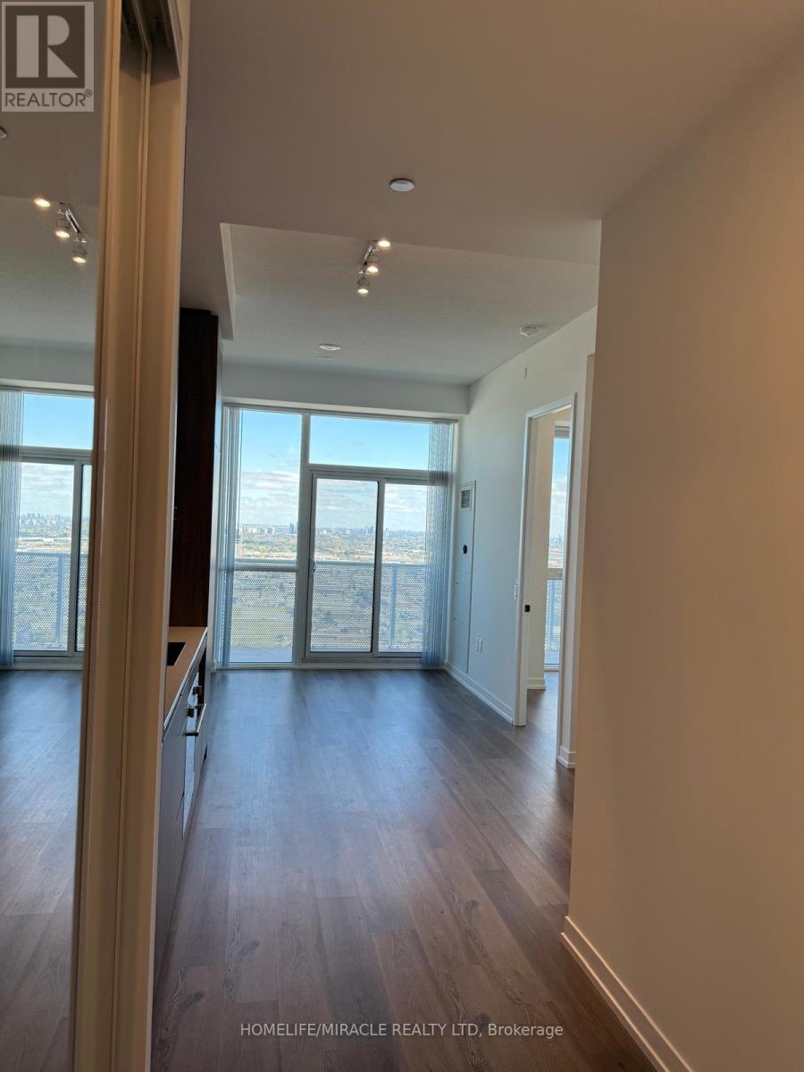 4307 - 28 Interchange Way, Vaughan, Ontario  L4K 0P8 - Photo 11 - N12452303