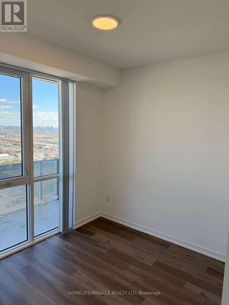 4307 - 28 Interchange Way, Vaughan, Ontario  L4K 0P8 - Photo 16 - N12452303