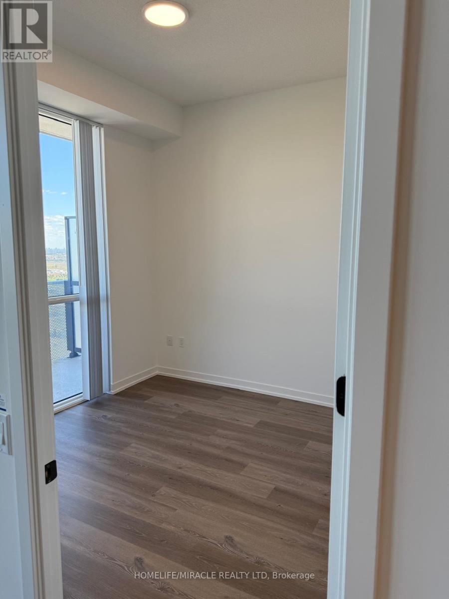 4307 - 28 Interchange Way, Vaughan, Ontario  L4K 0P8 - Photo 17 - N12452303