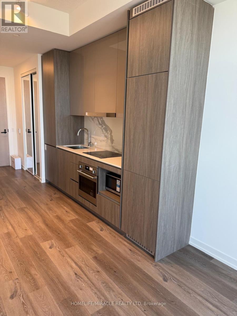 4307 - 28 Interchange Way, Vaughan, Ontario  L4K 0P8 - Photo 4 - N12452303