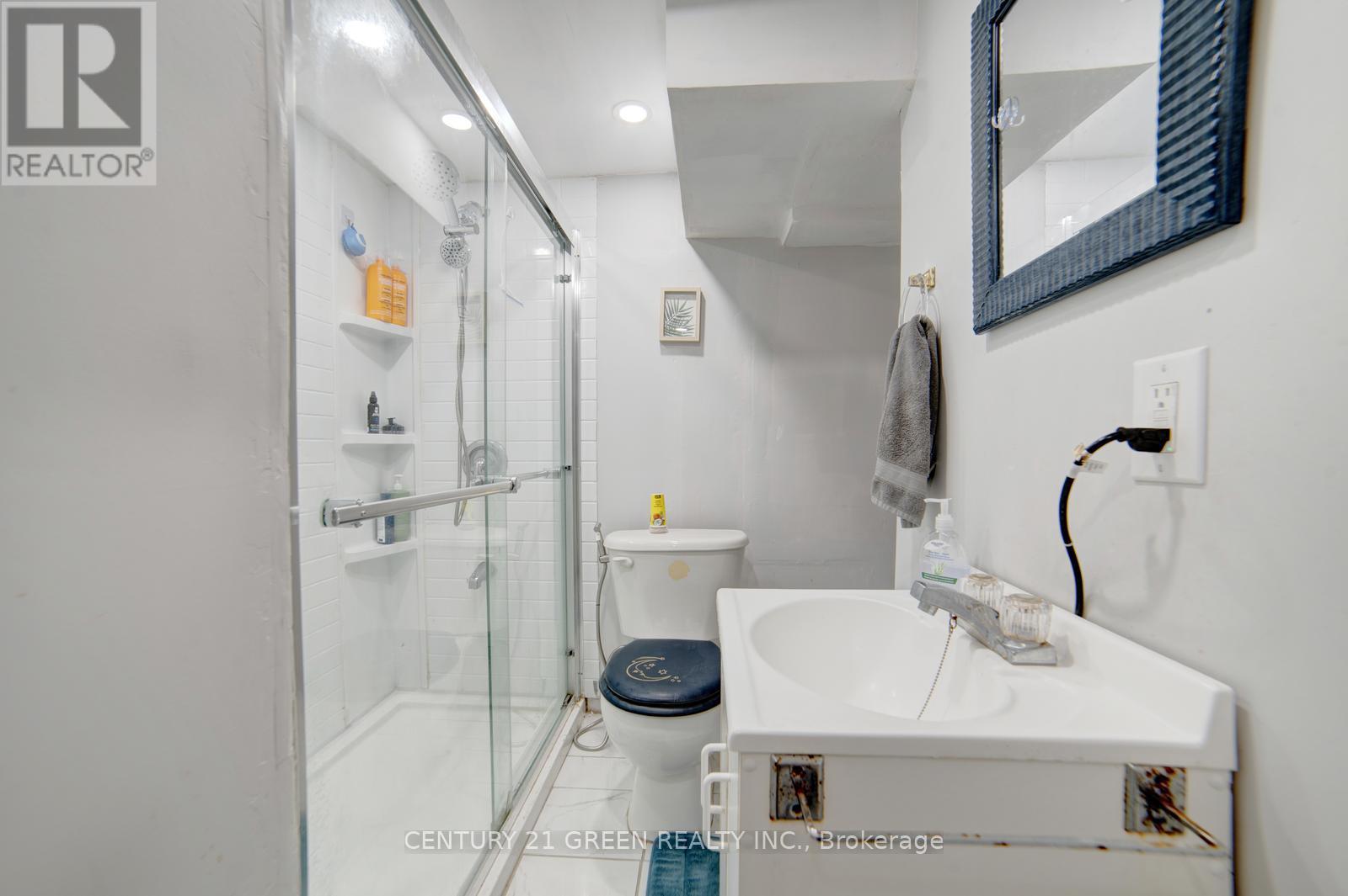 1676 Holley Crescent, Cambridge, Ontario  N3H 2S5 - Photo 25 - X12451924