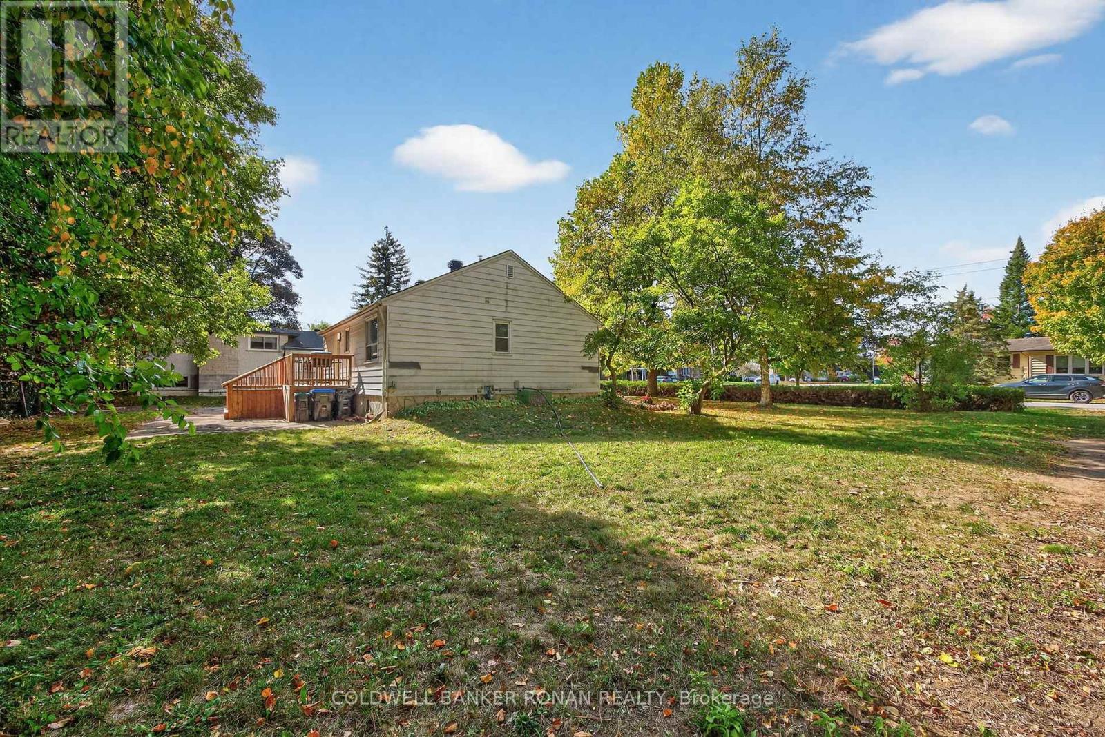 223 Louisa Street, Clearview, Ontario  L0M 1S0 - Photo 32 - S12452249
