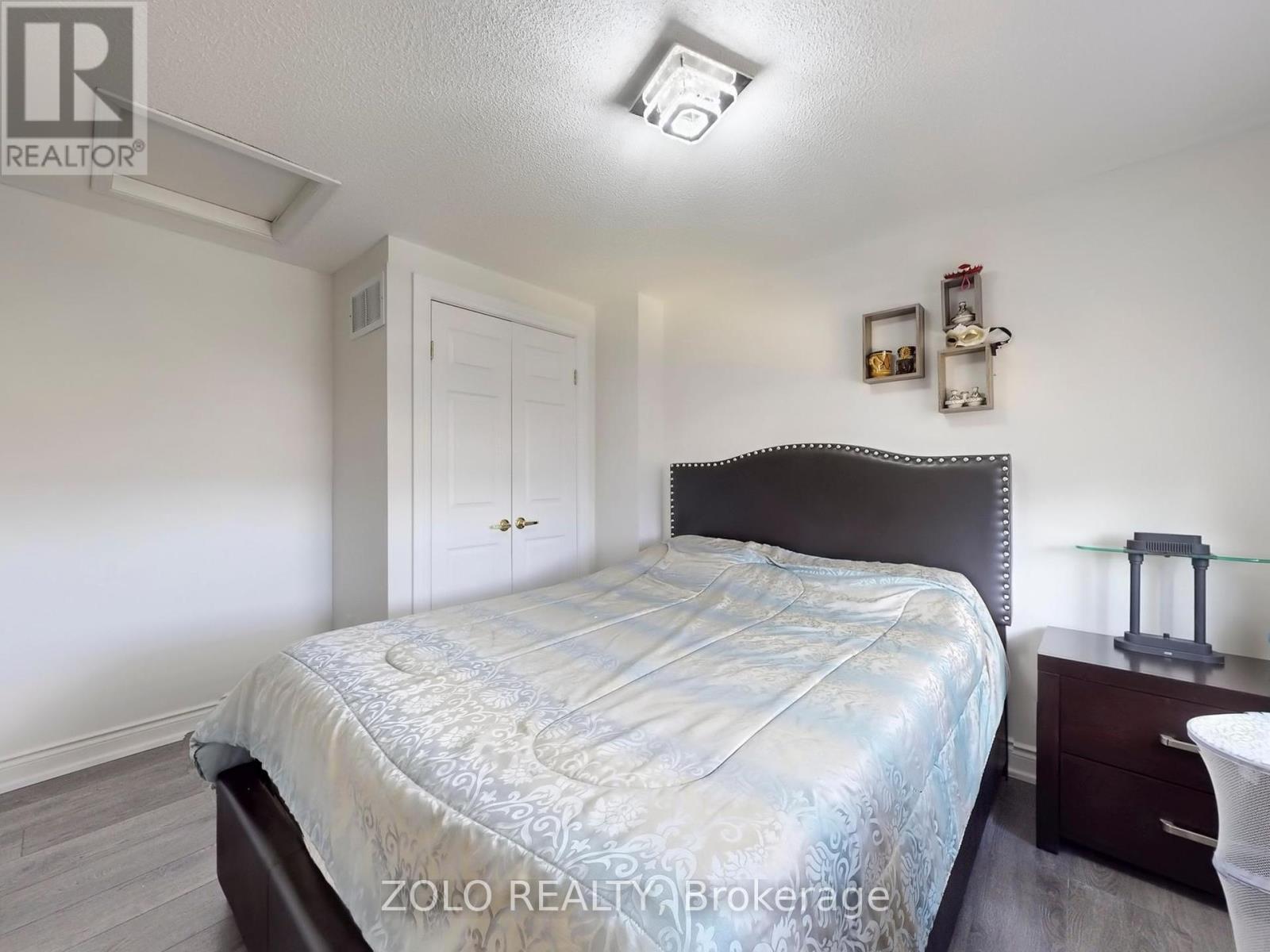 69 Lion's Gate Boulevard, Barrie, Ontario  L4M 7E4 - Photo 24 - S12452344