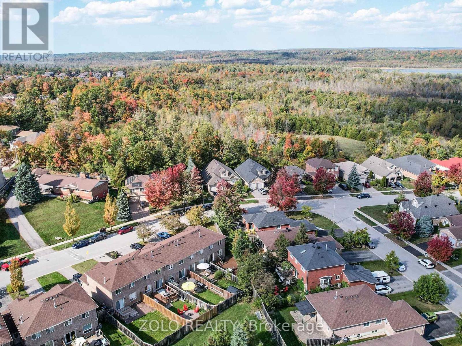 69 Lion's Gate Boulevard, Barrie, Ontario  L4M 7E4 - Photo 46 - S12452344