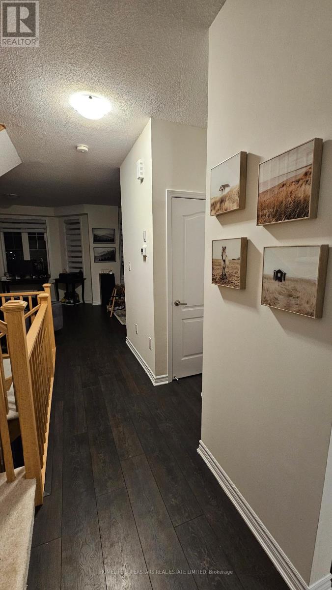 189 Village Gate Drive, Wasaga Beach, Ontario  L9Z 0K2 - Photo 25 - S12452346