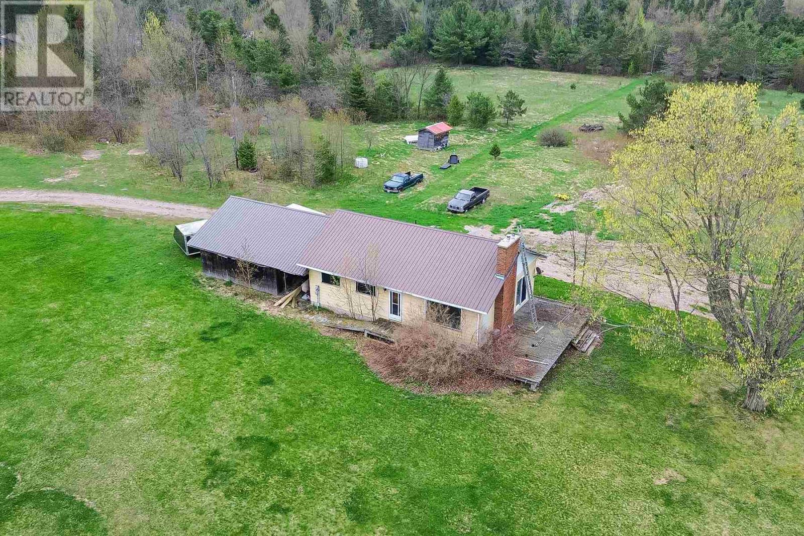 2277 D Line Rd, Richards Landing, Ontario  P0R 1J0 - Photo 5 - SM251148