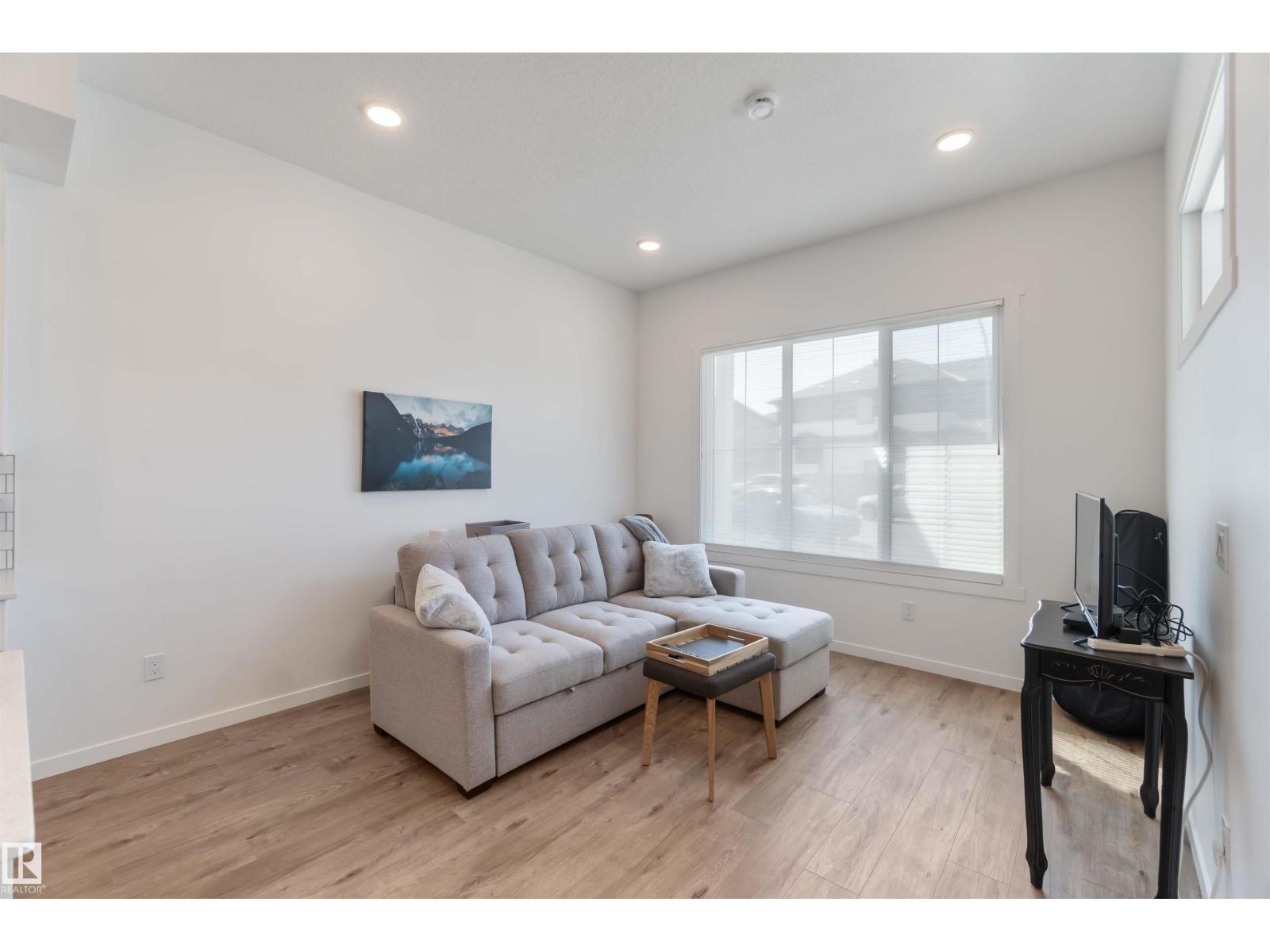 19 Deer Meadow Cr, Fort Saskatchewan, Alberta  T8L 1Z4 - Photo 4 - E4453848