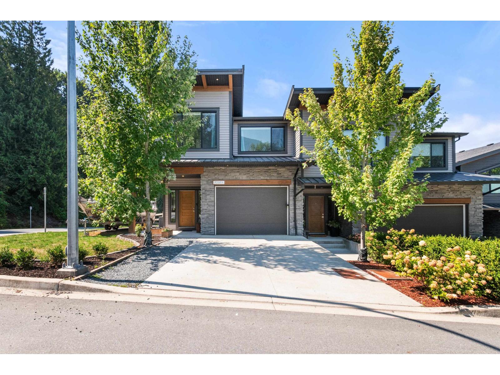 A 7097 TAHOMA PLACE|Eastern Hillsides, Chilliwack, British Columbia