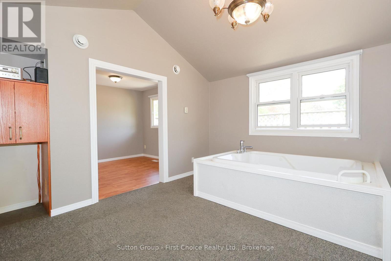 39 Portia Boulevard, Stratford, Ontario  N5A 4V6 - Photo 27 - X12452408
