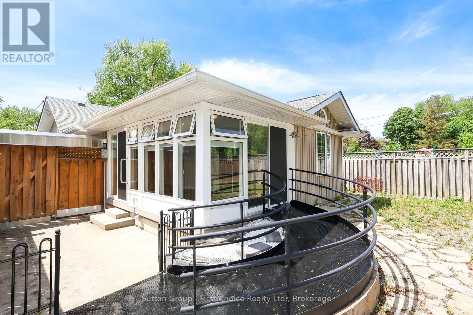 39 Portia Boulevard, Stratford, Ontario  N5A 4V6 - Photo 32 - X12452408