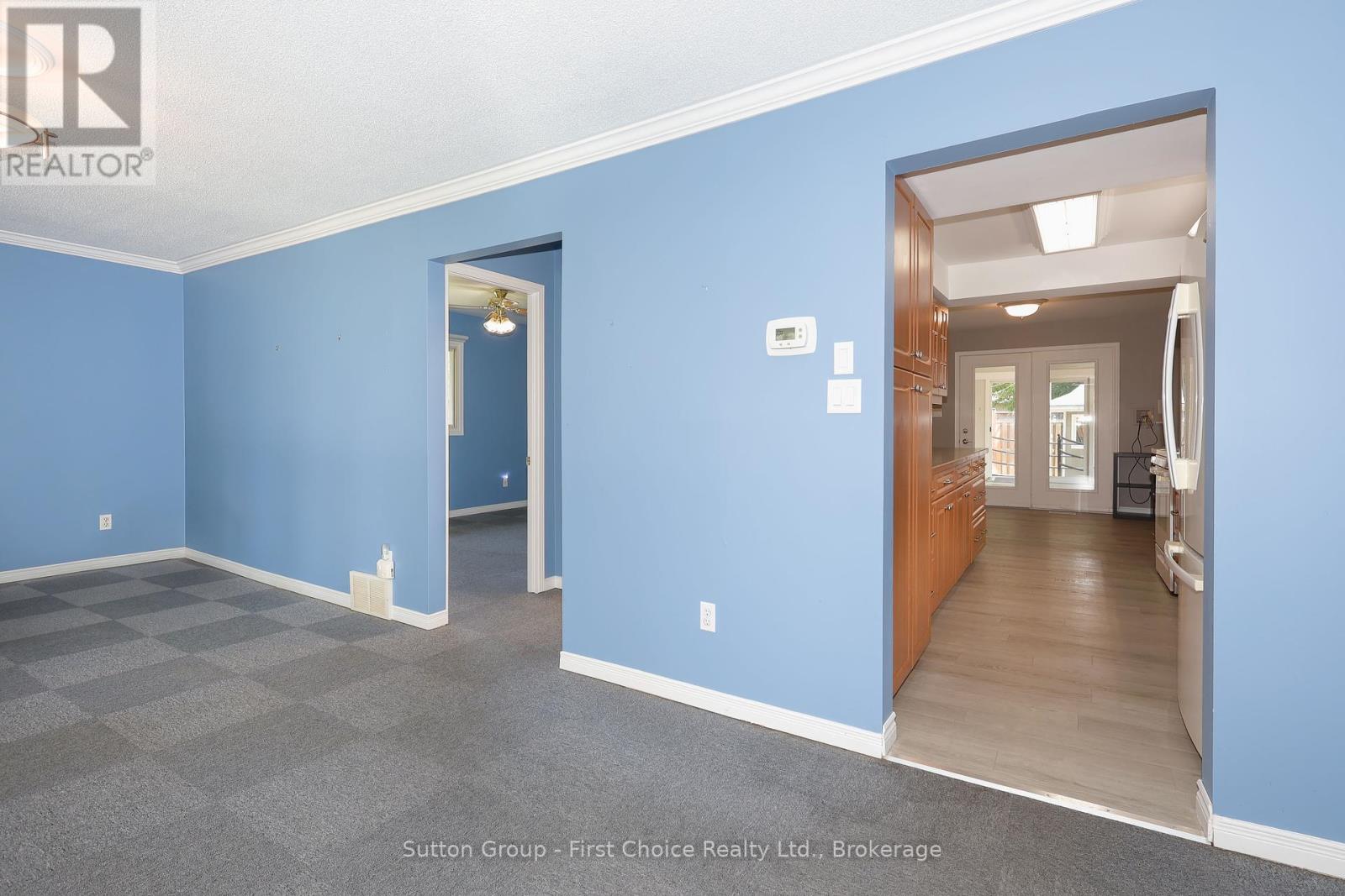 39 Portia Boulevard, Stratford, Ontario  N5A 4V6 - Photo 8 - X12452408