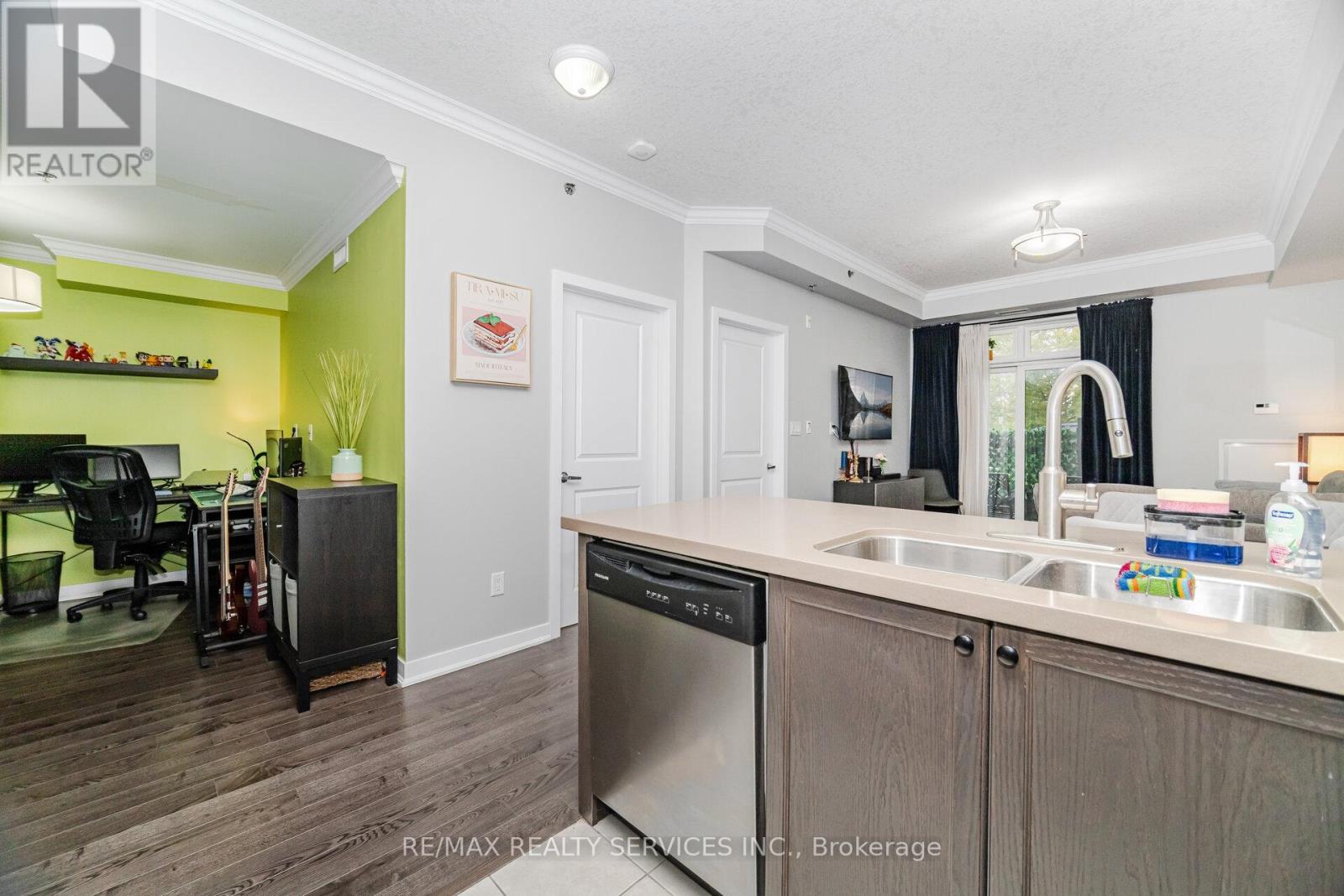 112 - 5317 Upper Middle Road, Burlington, Ontario  L7L 7B3 - Photo 11 - W12452228