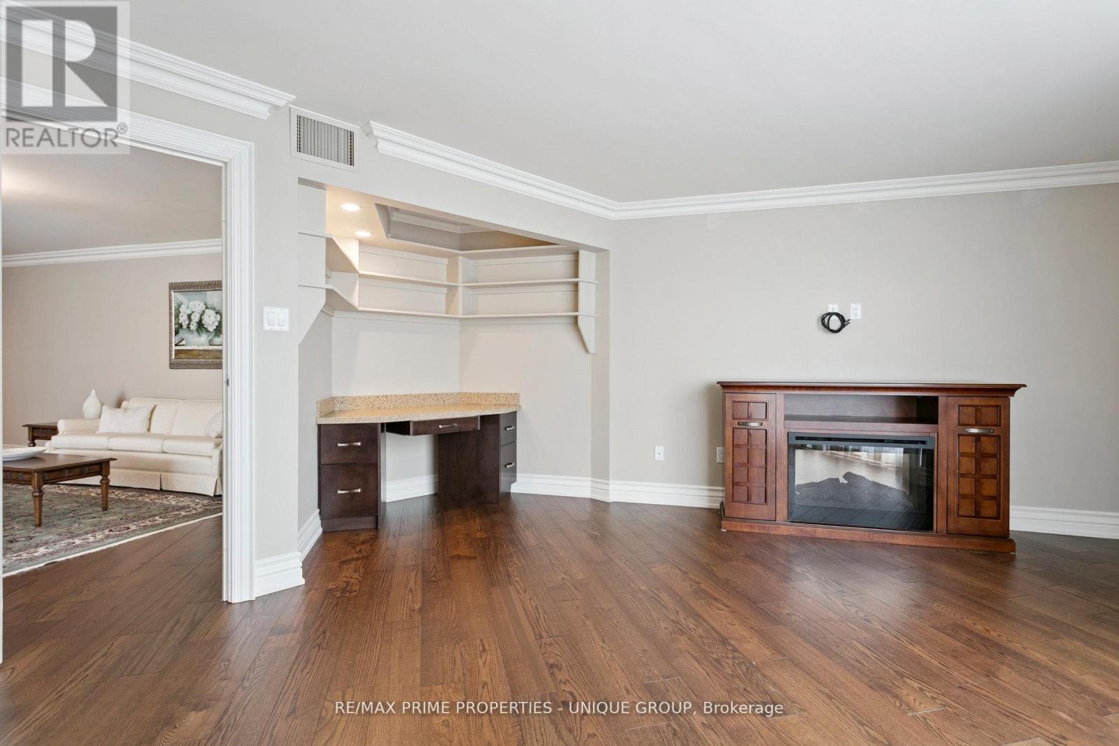 405 - 2010 Islington Avenue, Toronto, Ontario  M9P 3S8 - Photo 27 - W12452244