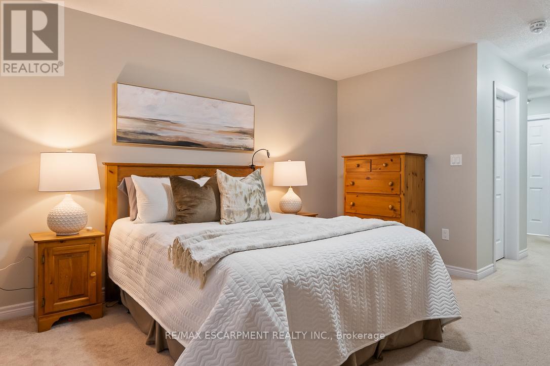 19 Maple Cider Street, Caledon, Ontario  L7C 4B4 - Photo 23 - W12452245