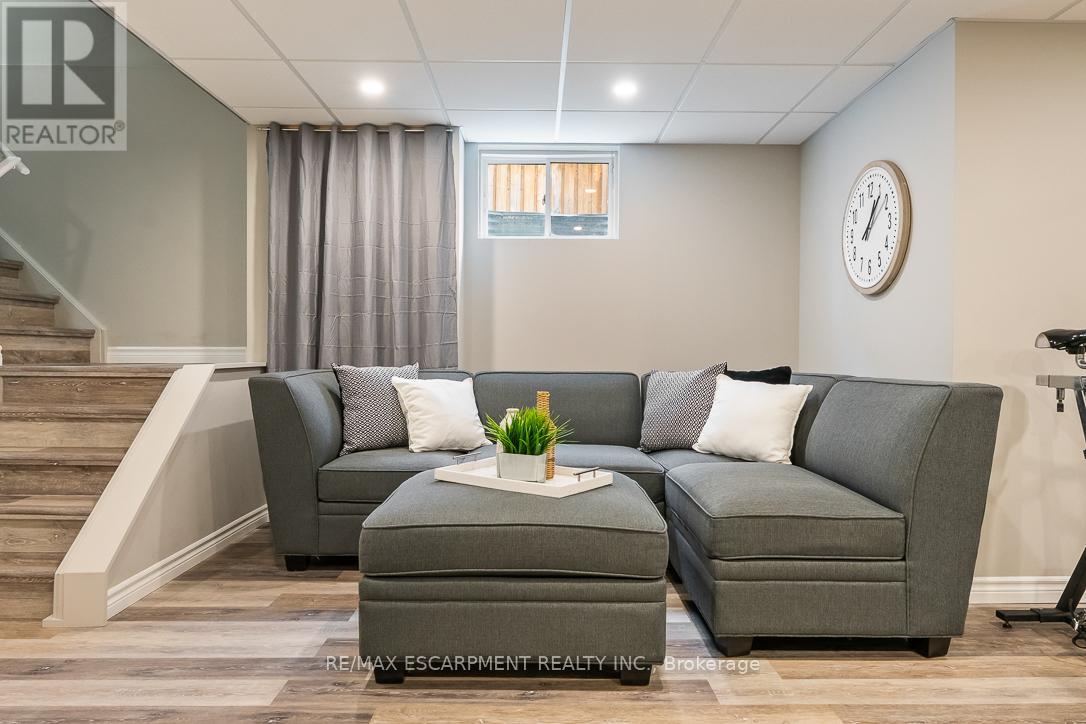 19 Maple Cider Street, Caledon, Ontario  L7C 4B4 - Photo 41 - W12452245