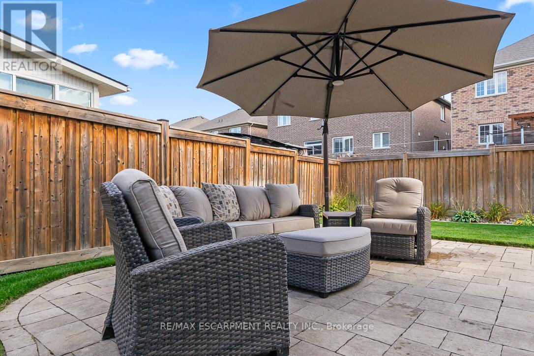 19 Maple Cider Street, Caledon, Ontario  L7C 4B4 - Photo 46 - W12452245