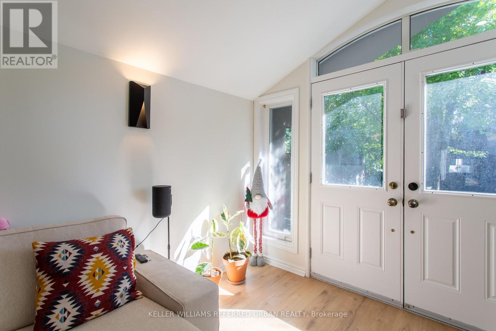 63 Fordwich Crescent, Toronto, Ontario  M9W 2T6 - Photo 13 - W12452247