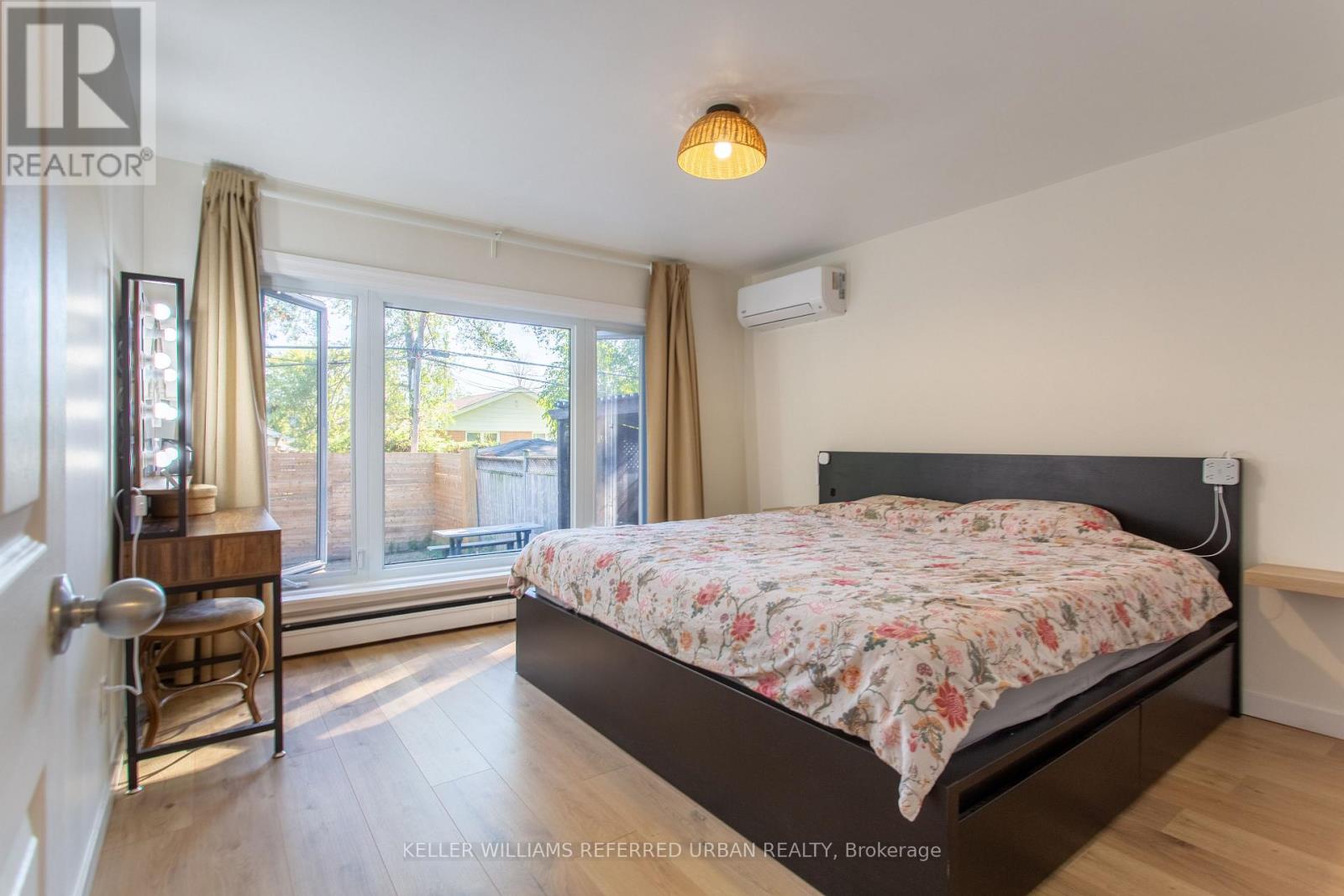 63 Fordwich Crescent, Toronto, Ontario  M9W 2T6 - Photo 16 - W12452247