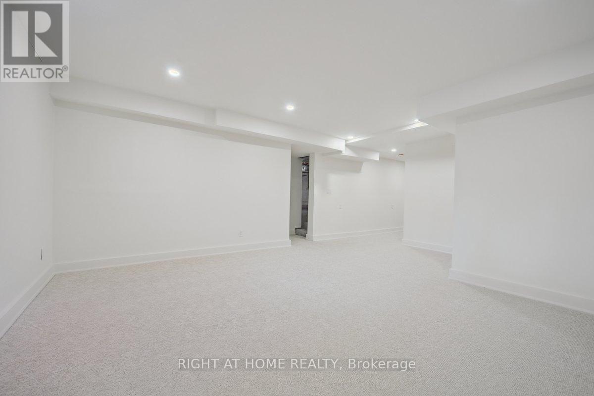 2187 Lakeshore Road, Burlington, Ontario  L7R 1A5 - Photo 42 - W12452263