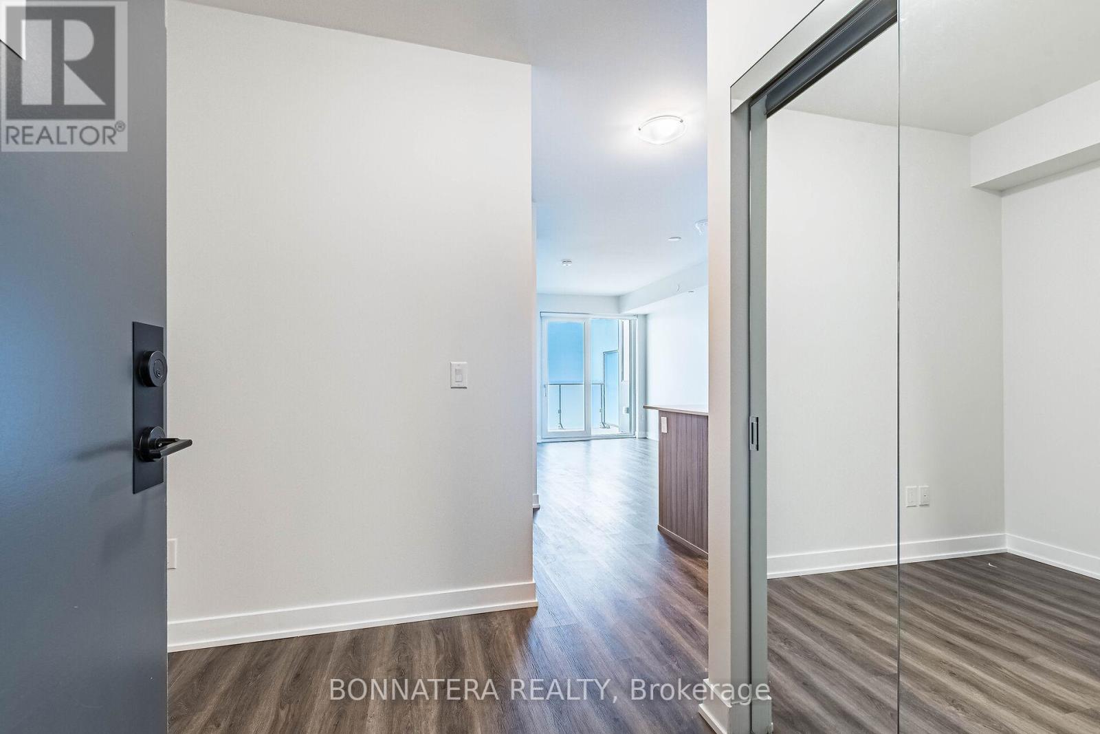 3302 - 4130 Parkside Village Drive, Mississauga, Ontario  L5B 0L7 - Photo 12 - W12452294