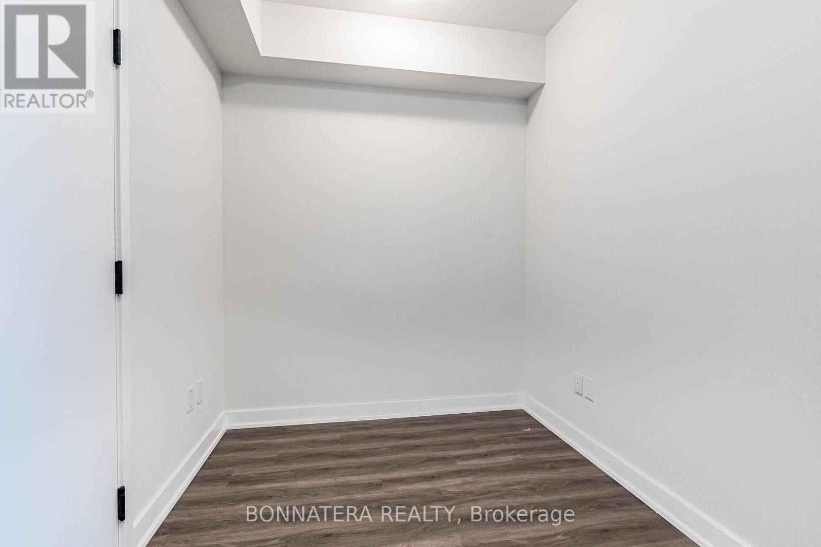 3302 - 4130 Parkside Village Drive, Mississauga, Ontario  L5B 0L7 - Photo 25 - W12452294