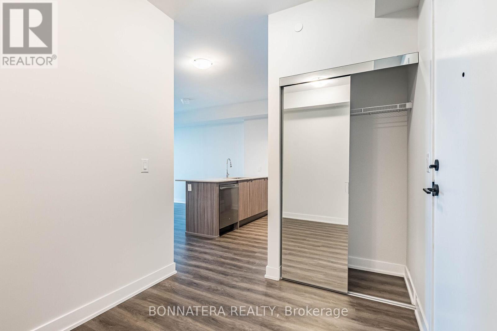 3302 - 4130 Parkside Village Drive, Mississauga, Ontario  L5B 0L7 - Photo 26 - W12452294