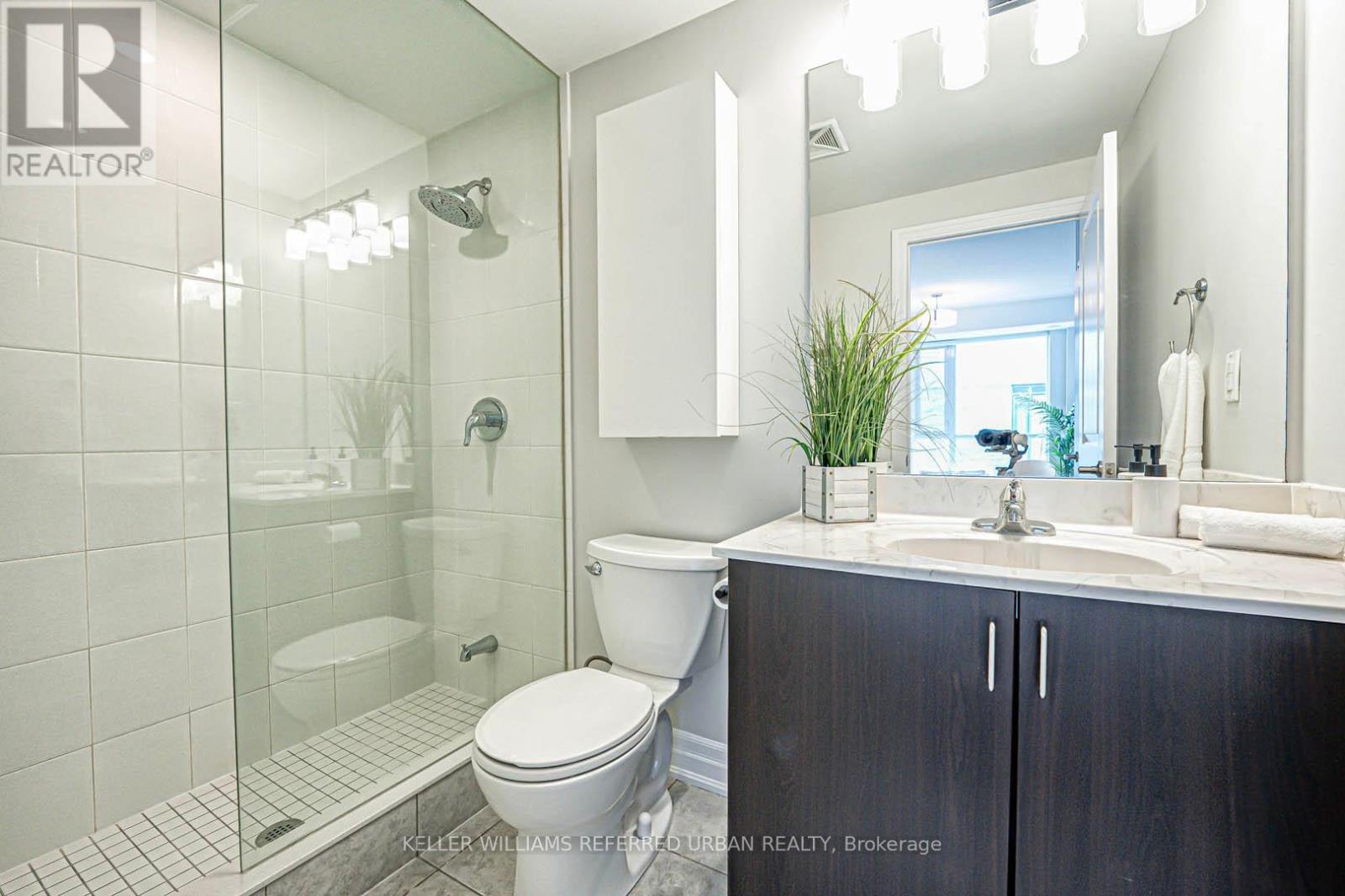 203 - 45 Sousa Mendes Street, Toronto, Ontario  M6P 0A7 - Photo 18 - W12452295
