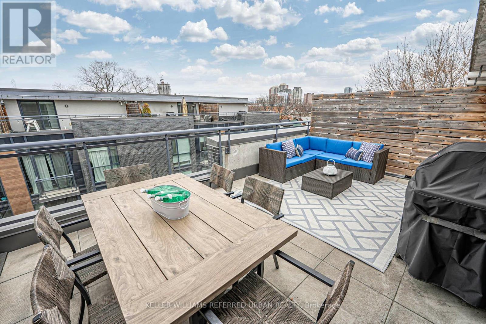 203 - 45 Sousa Mendes Street, Toronto, Ontario  M6P 0A7 - Photo 28 - W12452295