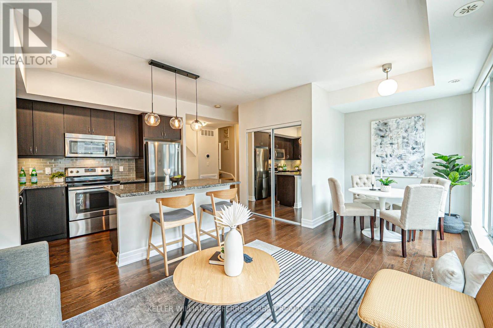 203 - 45 Sousa Mendes Street, Toronto, Ontario  M6P 0A7 - Photo 6 - W12452295