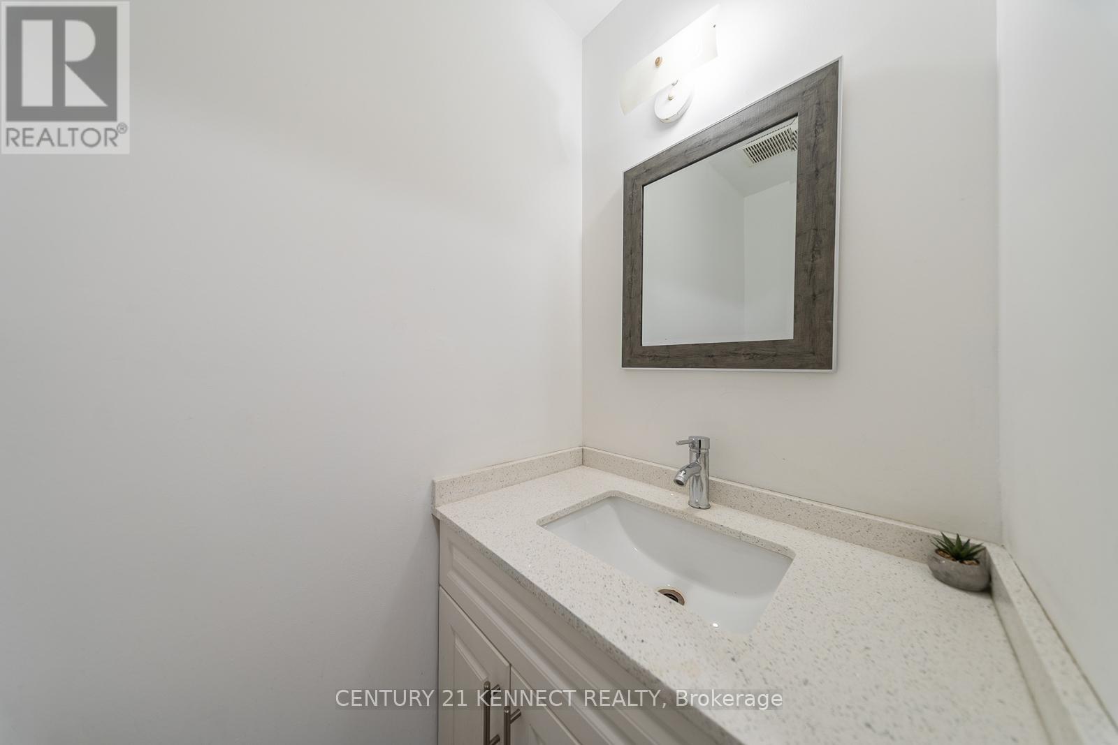 71 - 1030 Falgarwood Drive, Oakville, Ontario  L6H 2P5 - Photo 13 - W12452299