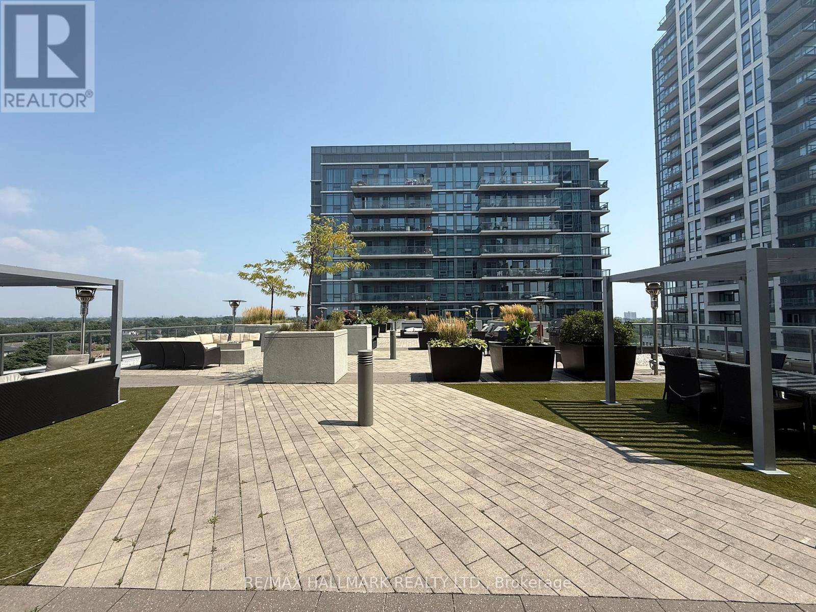 1211 - 1185 The Queensway Street, Toronto, Ontario  M8Z 0C6 - Photo 2 - W12452304