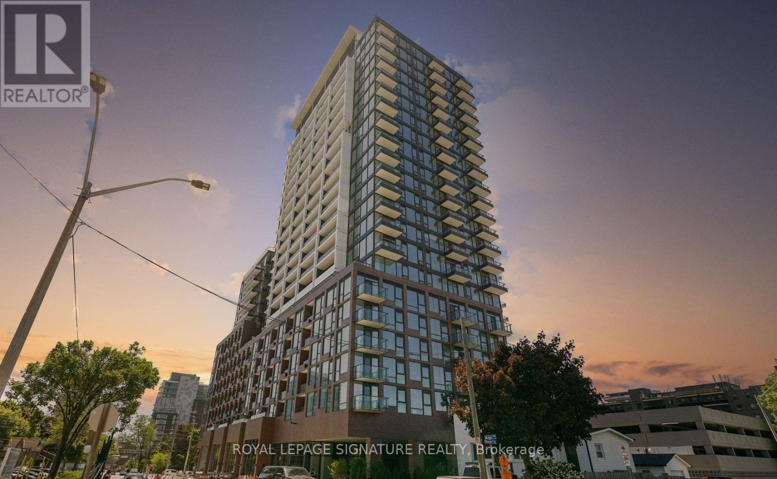601 - 28 ANN STREET, Mississauga, Ontario