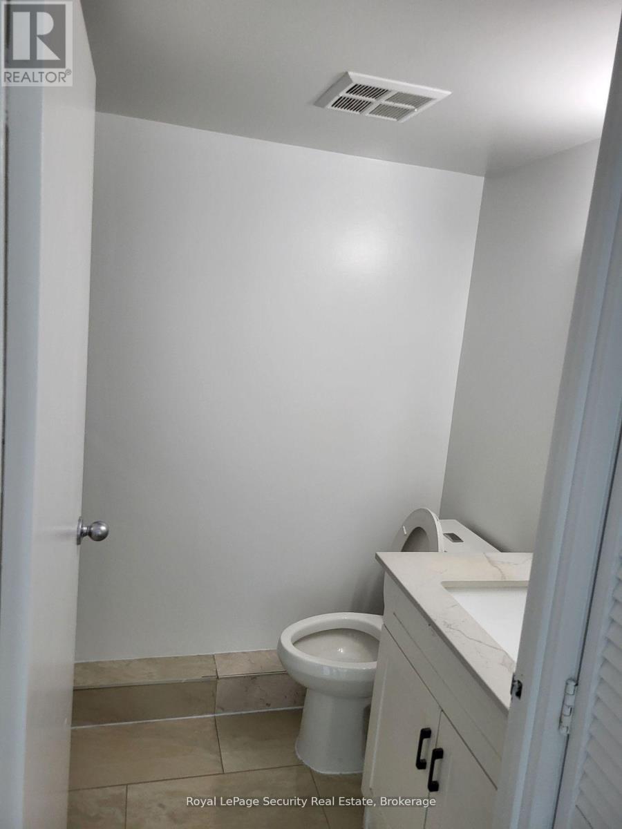 605 - 2470 Eglinton Avenue W, Toronto, Ontario  M6M 5E7 - Photo 14 - W12452318