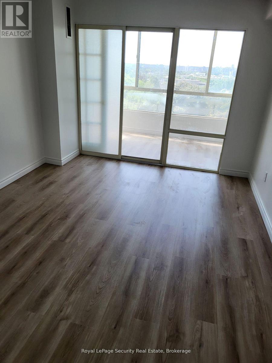 605 - 2470 Eglinton Avenue W, Toronto, Ontario  M6M 5E7 - Photo 5 - W12452318