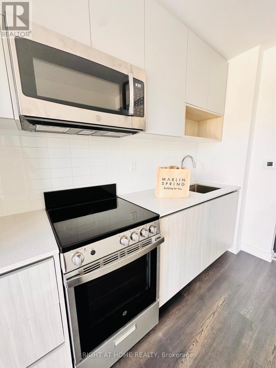 327 - 801 The Queensway, Toronto, Ontario  M8Z 1N4 - Photo 2 - W12452341