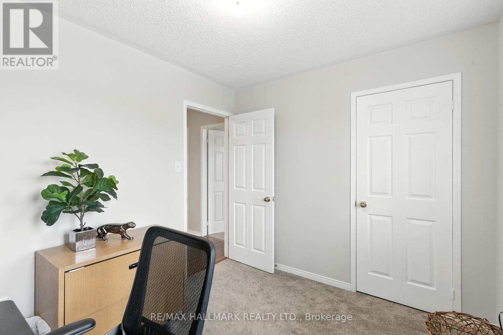 3288 Equestrian Crescent, Mississauga, Ontario  L5M 6T1 - Photo 35 - W12424340
