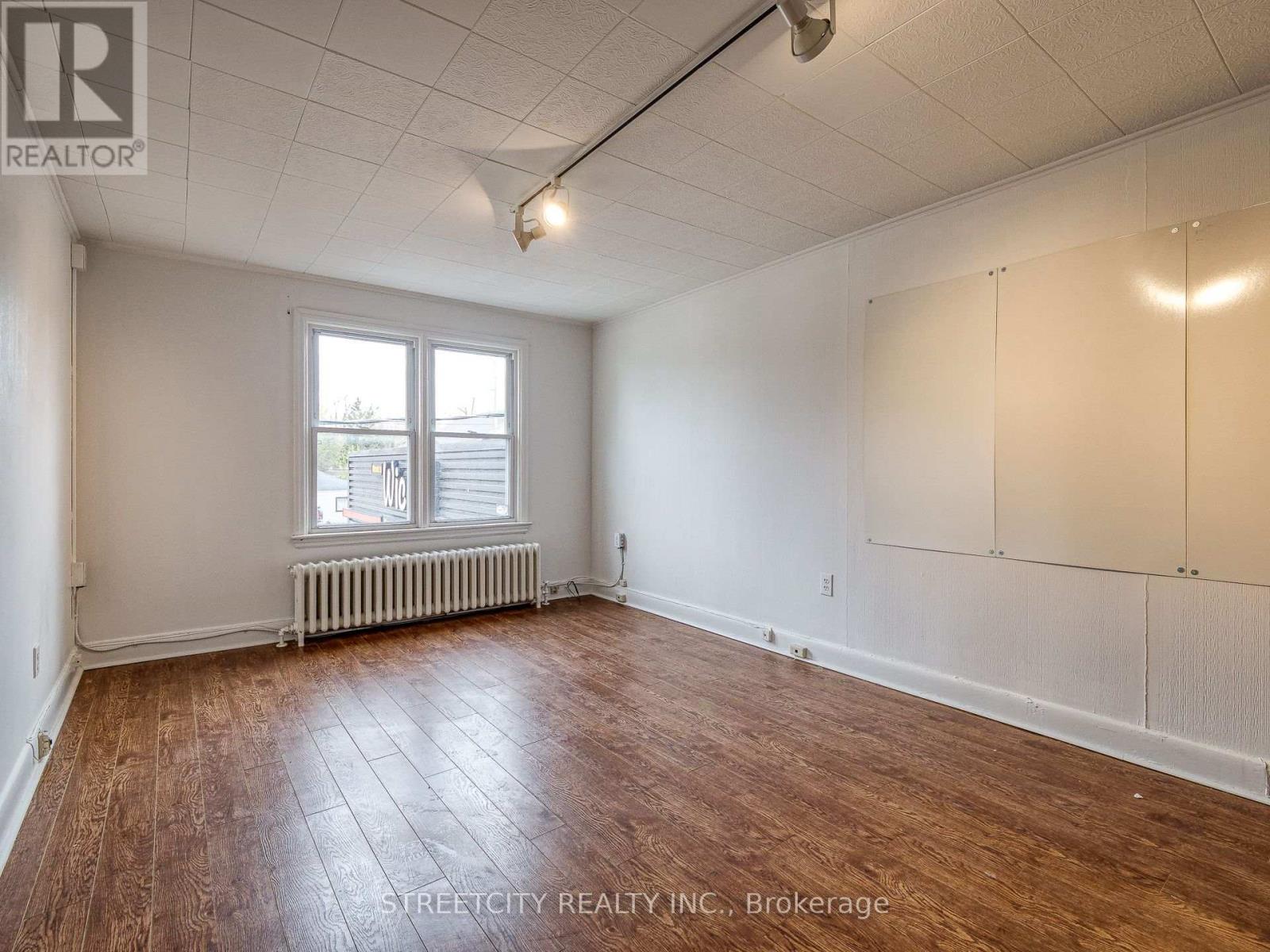 245 Maitland Street, London East (East K), Ontario  N6B 2Y2 - Photo 17 - X12452401
